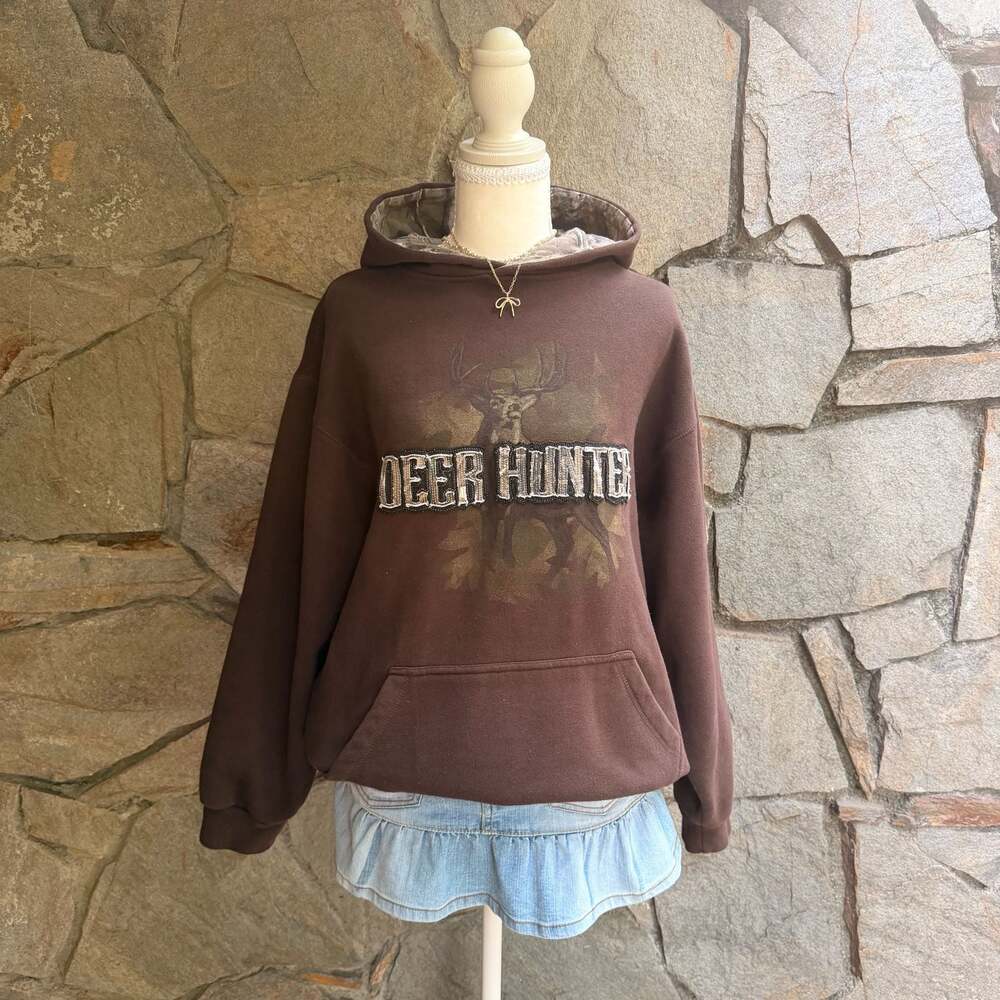 Buck Wear Deer Hunter Graphic Hoodie Brown Size M